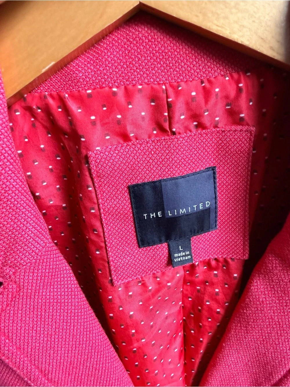 The Limited Red Single-Button Blazer - Picture 4 of 8